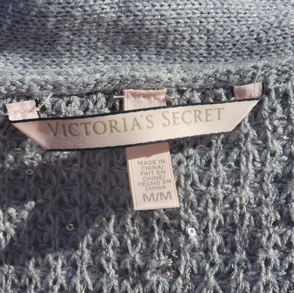 Victoria's Secret Robe - Picture 4 of 5